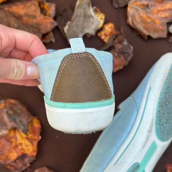 Eddie Bauer Seafoam Sage Green - Light Blue Canvas Slip-On Flats Sneakers - Picture 5 of 10